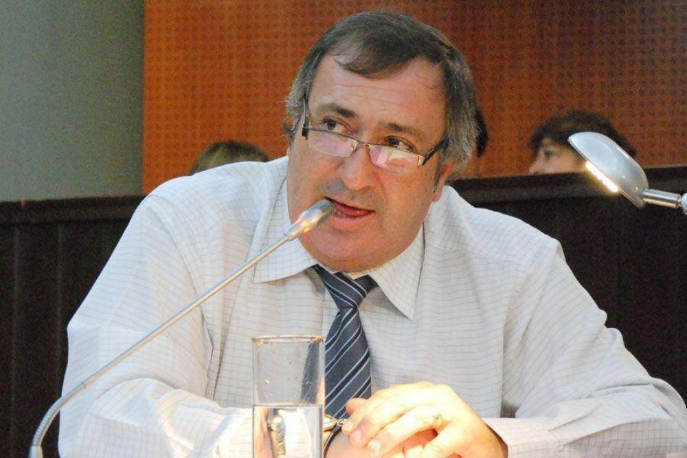 Ingram cuestion� designaci�n de Herrera como s�ndico de Petrominera