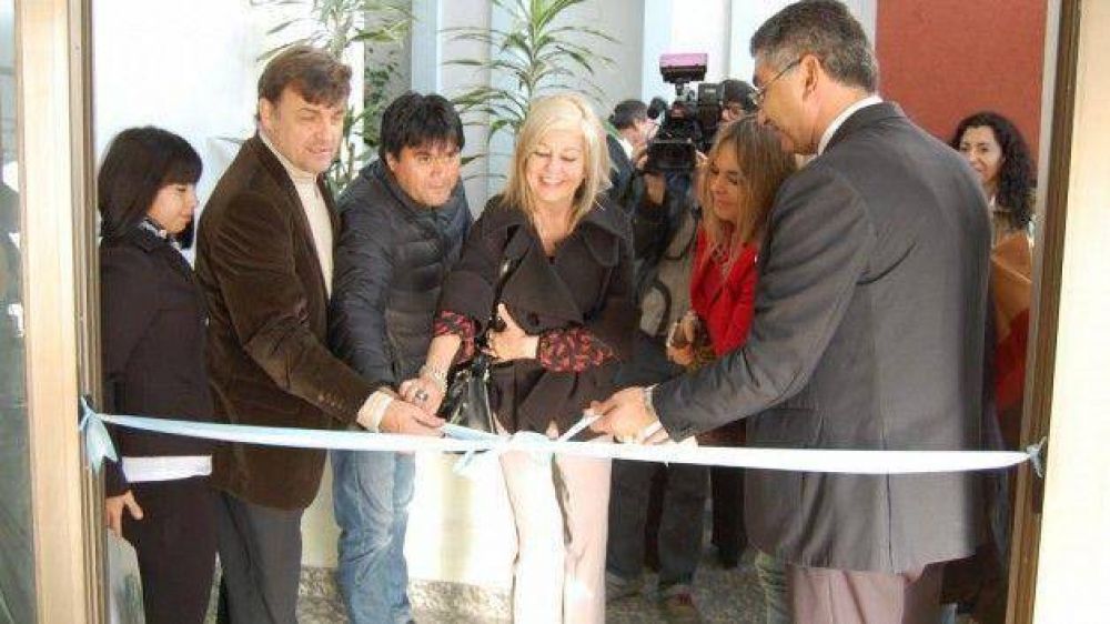 P�rez Cat�n inaugur� ampliaci�n del �rea municipal de Defensa al Consumidor