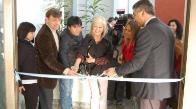 P�rez Cat�n inaugur� ampliaci�n del �rea municipal de Defensa al Consumidor