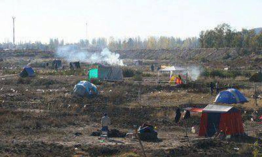 La comuna reconoce el problema social con una nueva usurpaci�n de tierras en Luj�n