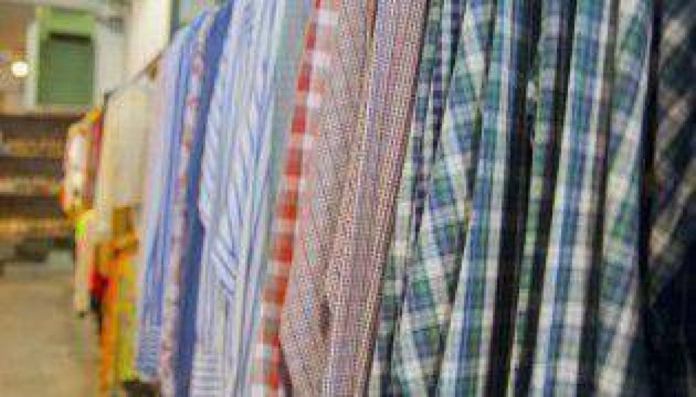 Lanzan Ropa Para Todos: ninguna prenda costar� m�s de 100 pesos
