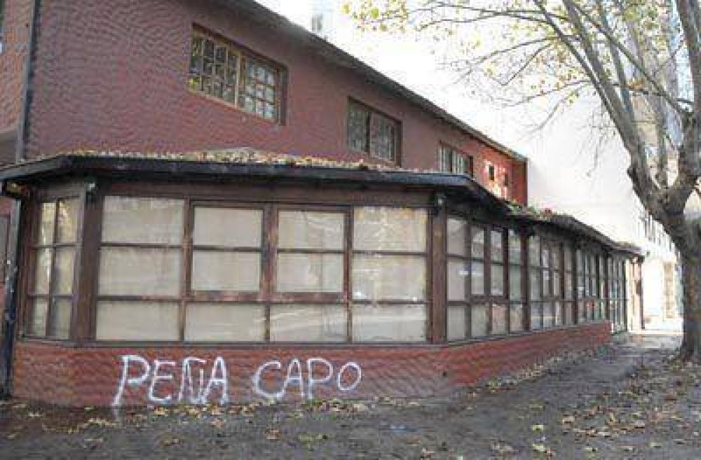 Se redujo el n�mero de restaurantes por altos costos y falta de rentabilidad