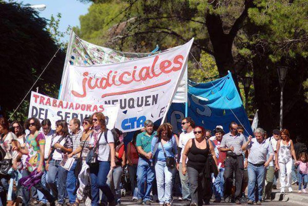 El colegio de abogados present� una denuncia penal contra SEJUN