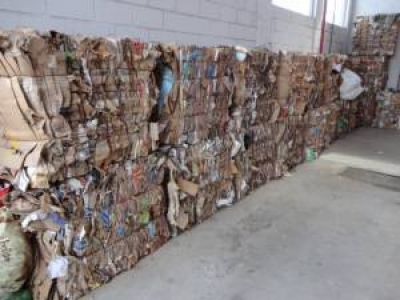 Vendieron el primer fardo de material reciclado en El Jote