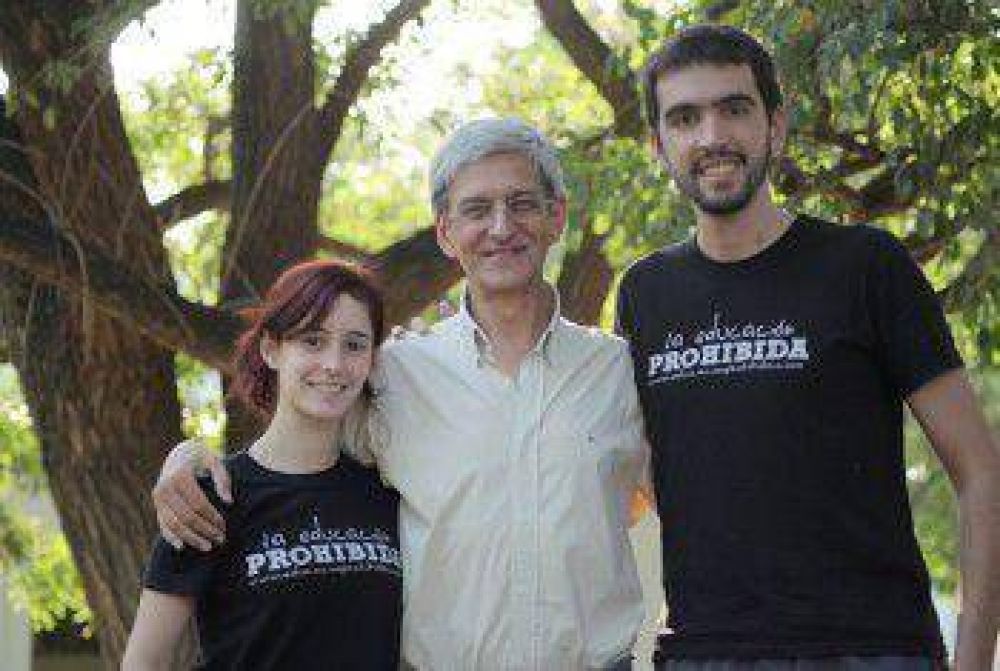 Ciclo de Charlas �Promoviendo nuevos sentidos educativos�