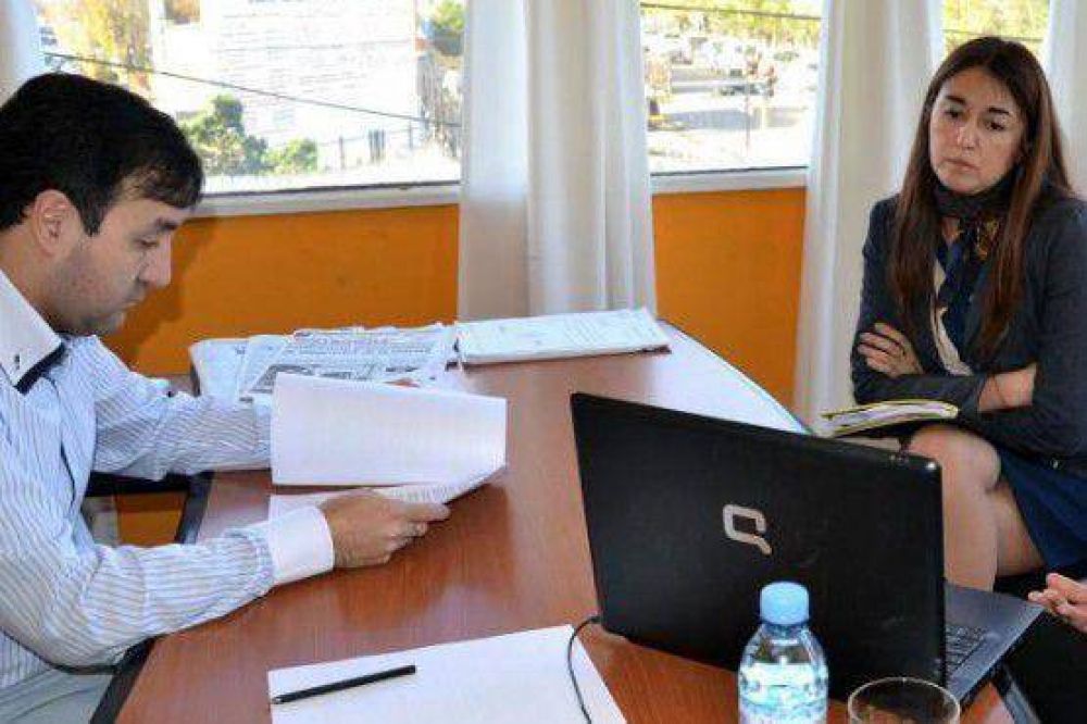 Buscan regular la publicidad de cigarrillos y los espacios para fumar