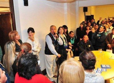Dirigentes barriales piden pol�ticas de inclusi�n