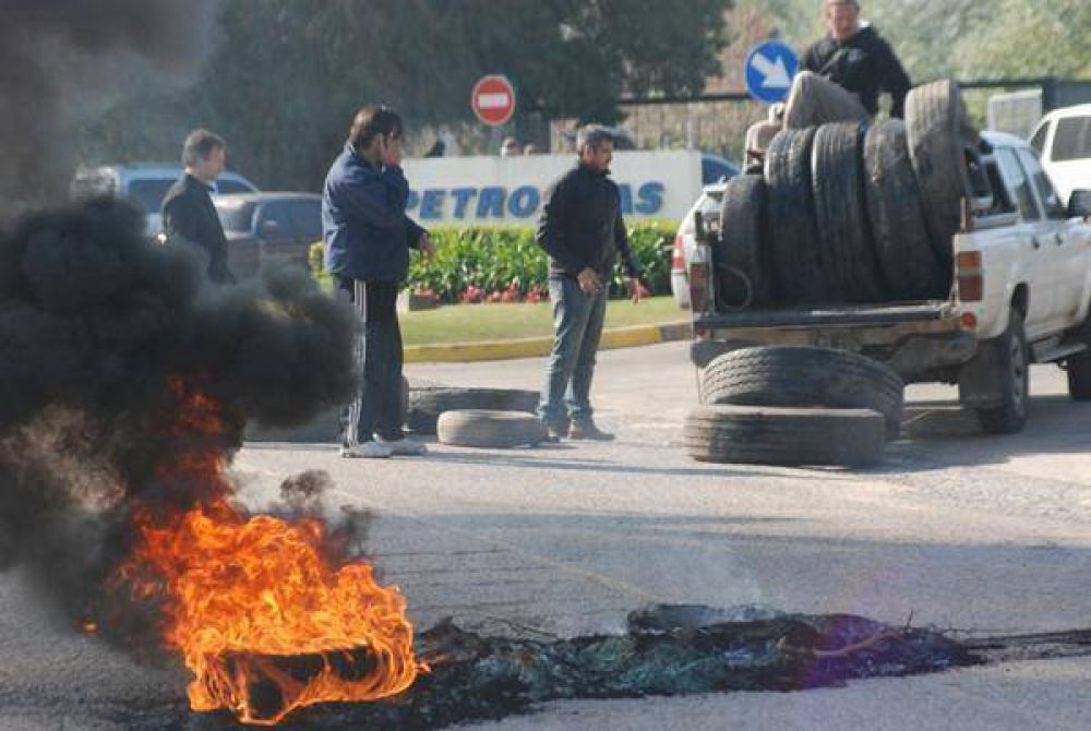 Hay conflicto con el gremio qu�mico y la empresa Petrobras