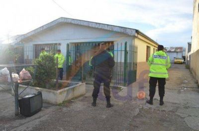 Allanaron la casa de �Laurita� en busca de un arma de fuego