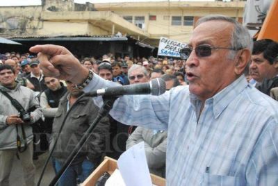 Recurso de amparo de municipales para evitar la reforma de la Ley Org�nica de Municipios