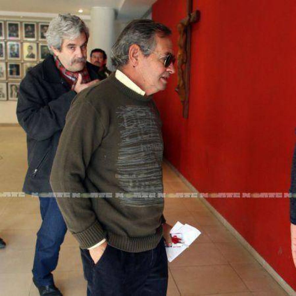 Recuperar los d�as de clases por paros, la clave en las negociaciones del gobierno con Sitech