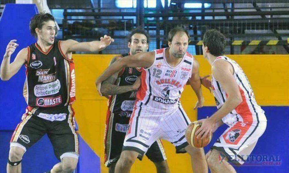 San Mart�n juega en Once Unidos con la misi�n de reencauzar la serie