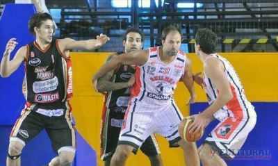 San Mart�n juega en Once Unidos con la misi�n de reencauzar la serie