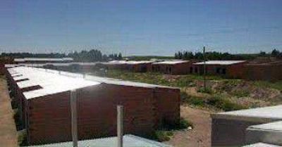 �Qui�n continuar� la construcci�n de los barrios de UOM, SUTIAGA y Petroqu�micos?