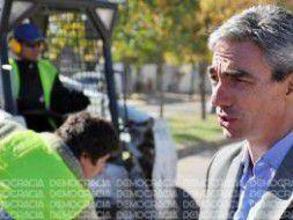 Jun�n: Meoni recorri� obras