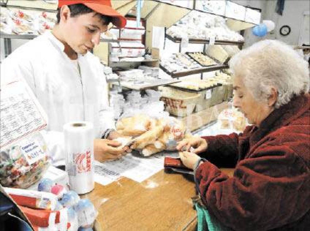 Por el aumento de la harina se viene una nueva suba del pan