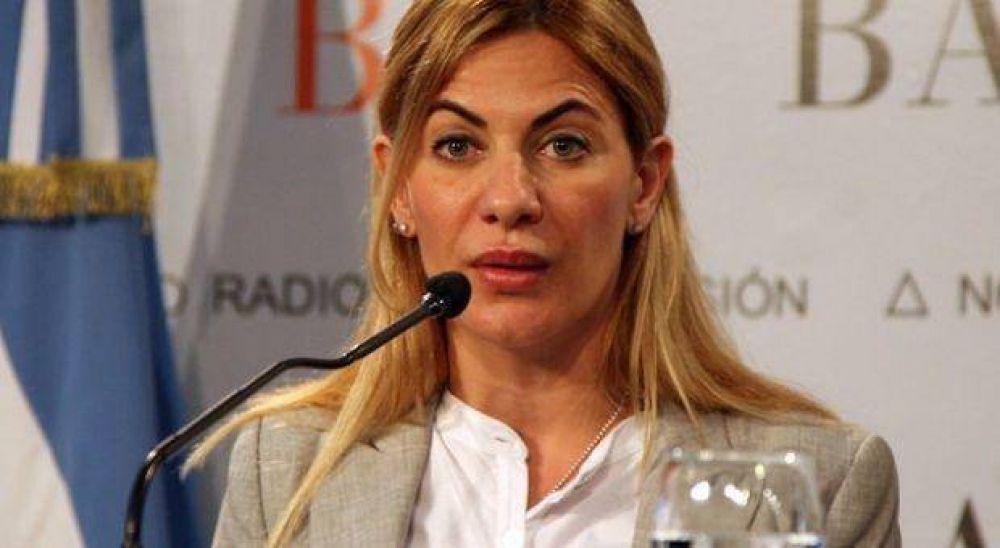 De Luc�a analiza cambios para "desburocratizar" el �rea