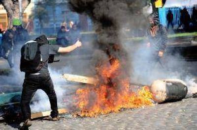 Graves incidentes en Chile tras discurso de Pi�era