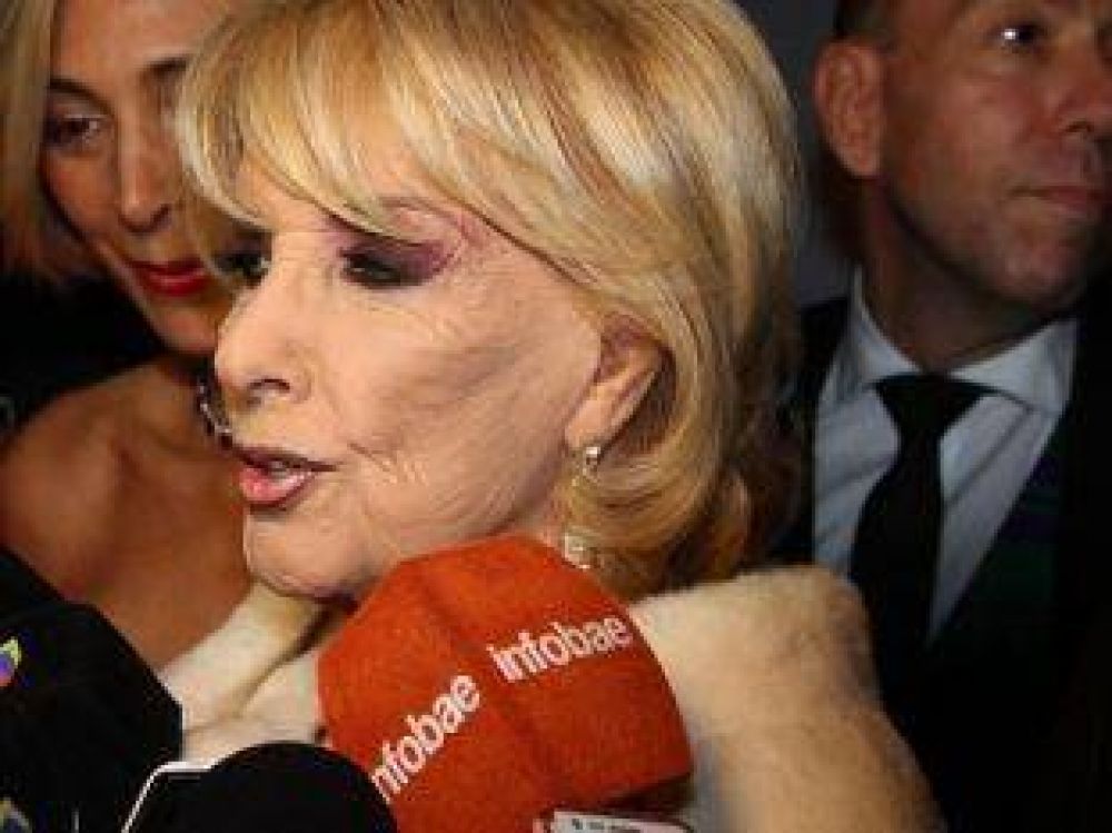  Mirtha Legrand vuelve a la TV y quiere a Tinelli para su debut