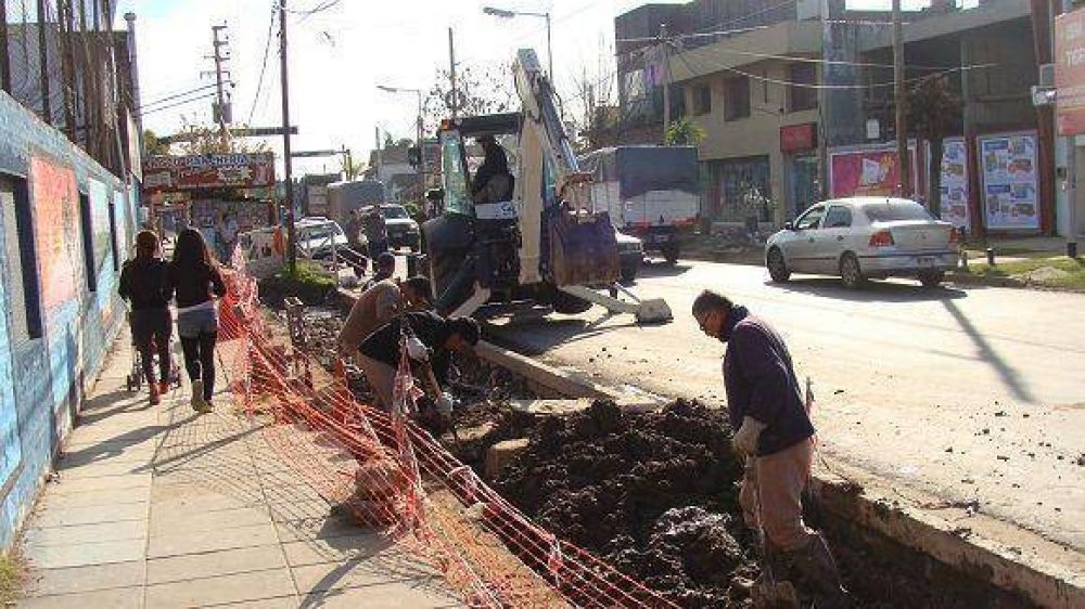 Avanza la remodelaci�n del Centro Comercial de Rinc�n de Milberg