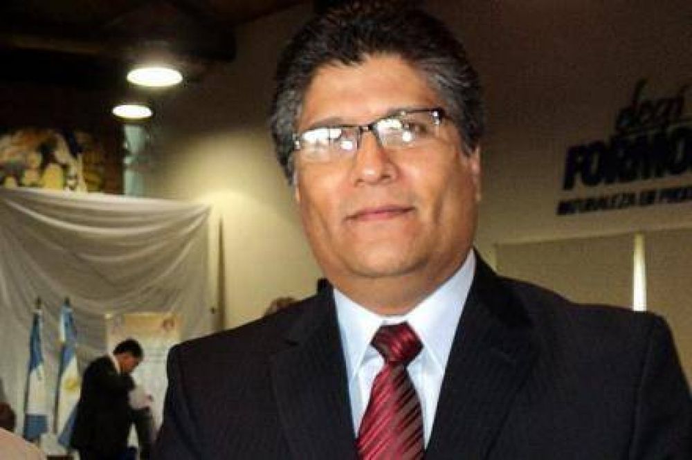 Silguero "que el reclamo no se convierta en una valla para que los jovenes aborigenes puedan cursar estudios superiores" 