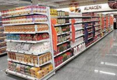 Acuerdo con supermercados para mantener precios de 500 productos 