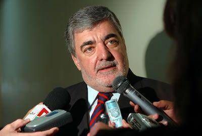 El Pich le dijo que "No" a Das Neves y se quedar�a sin partido para las proximas elecciones