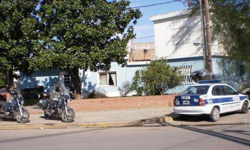 El comisario de Derqui busca bajar el tono de las denuncias de inseguridad