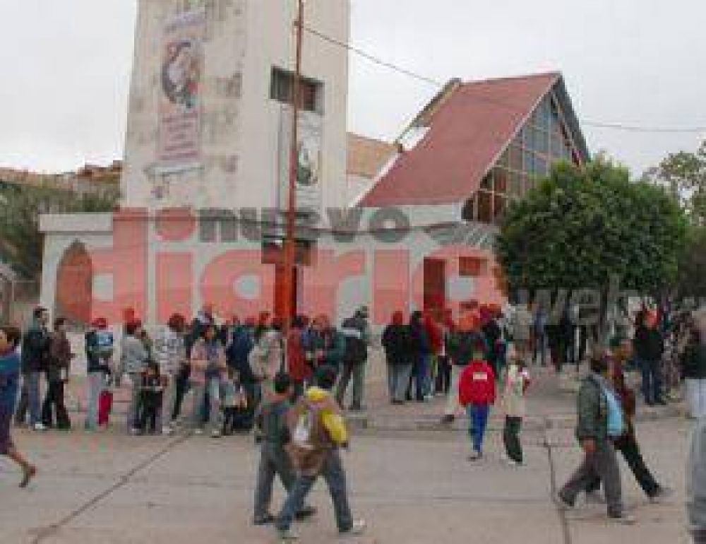 Miles de fieles honrar�n hoy a la �patrona de los imposibles�