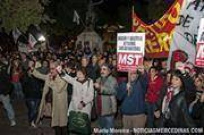 Mercedes repudi� al dictador Jorge Videla