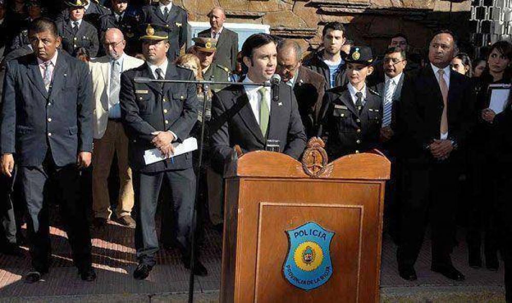 Felipe �lvarez destac� las pol�ticas de seguridad e inclusi�n que ejecuta el gobierno