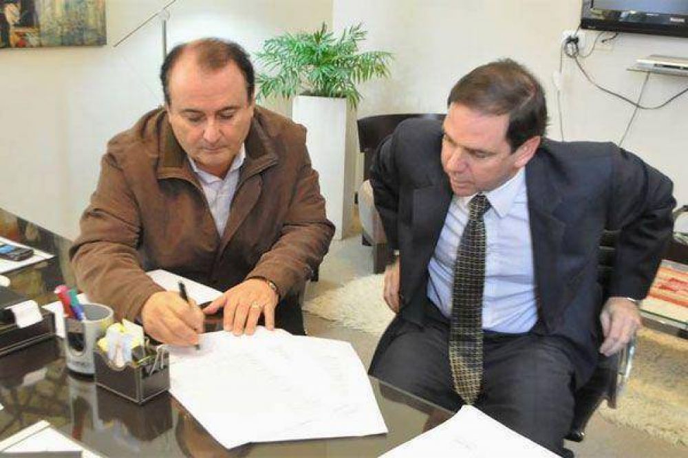 El municipio firm� convenio con UPCN