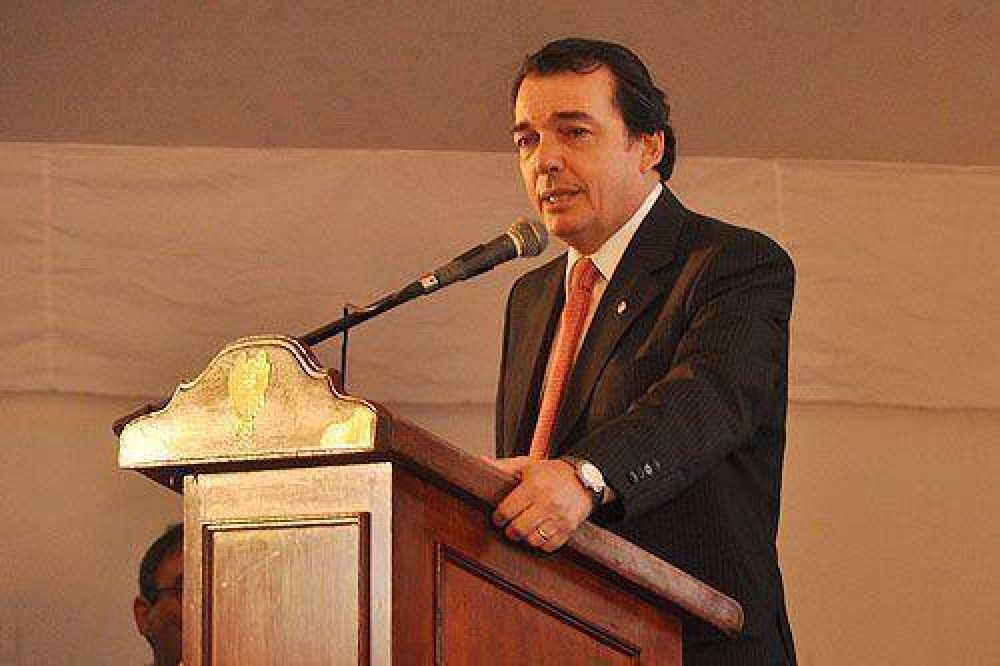 Realizan la apertura de sobres para la licitaci�n del acueducto Fr�as - Lavalle