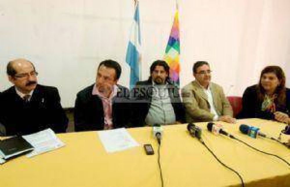 Capital y Valle Viejo unifican los actos por el 25 de Mayo