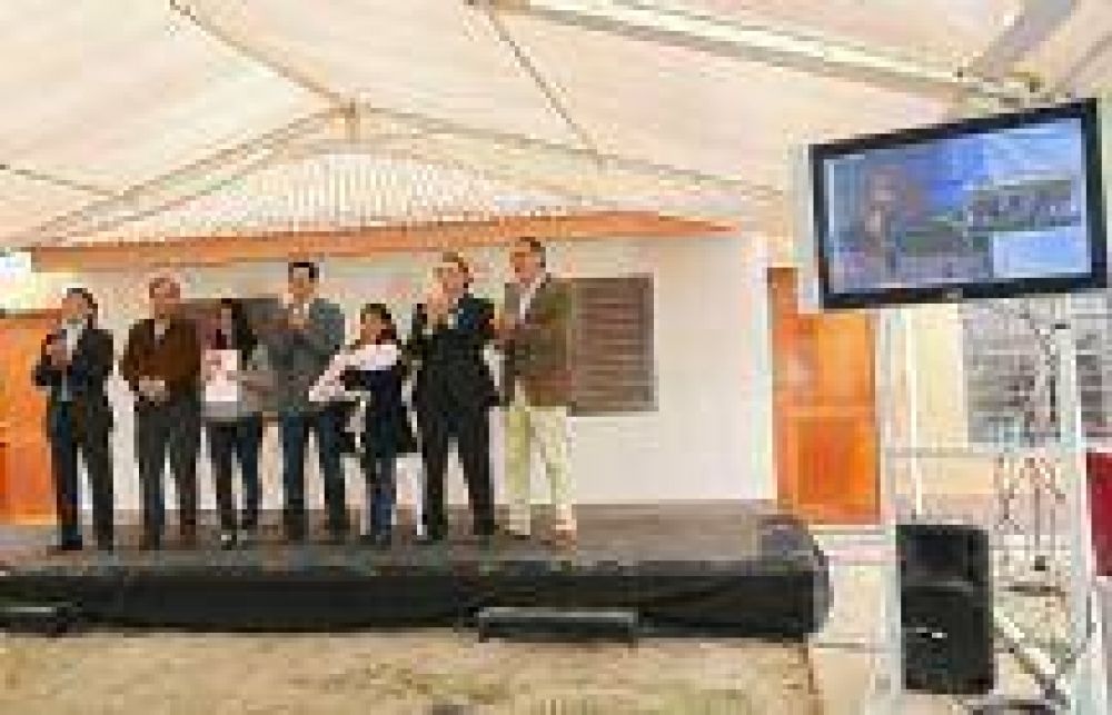 M�s de 50 familias del barrio Los Tarcos, de la zona sur de la capital de Salta, cuentan con sus propias viviendas
