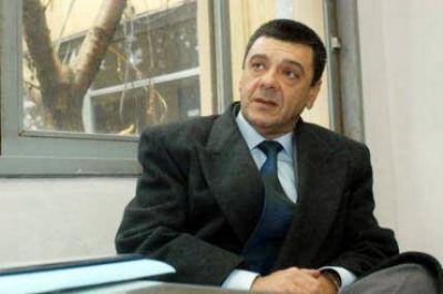 Alfonso Basso dio a conocer su �Declaraci�n Jurada� de lo que impulsara , de acceder, a la Defensor�a del Pueblo