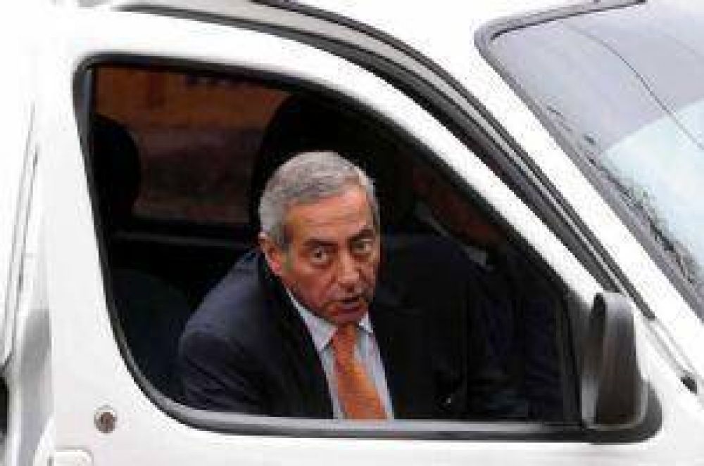El Partido Federal condicion� la candidatura de Fayad