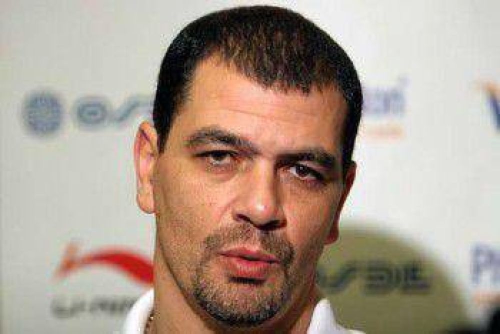 Sergio Hern�ndez tiene posibilidades de dirigir en Brasil