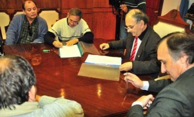 Sitech Federaci�n tras firmar el acta de acuerdo con Gobierno anunci� que se terminaron las medidas de fuerza
