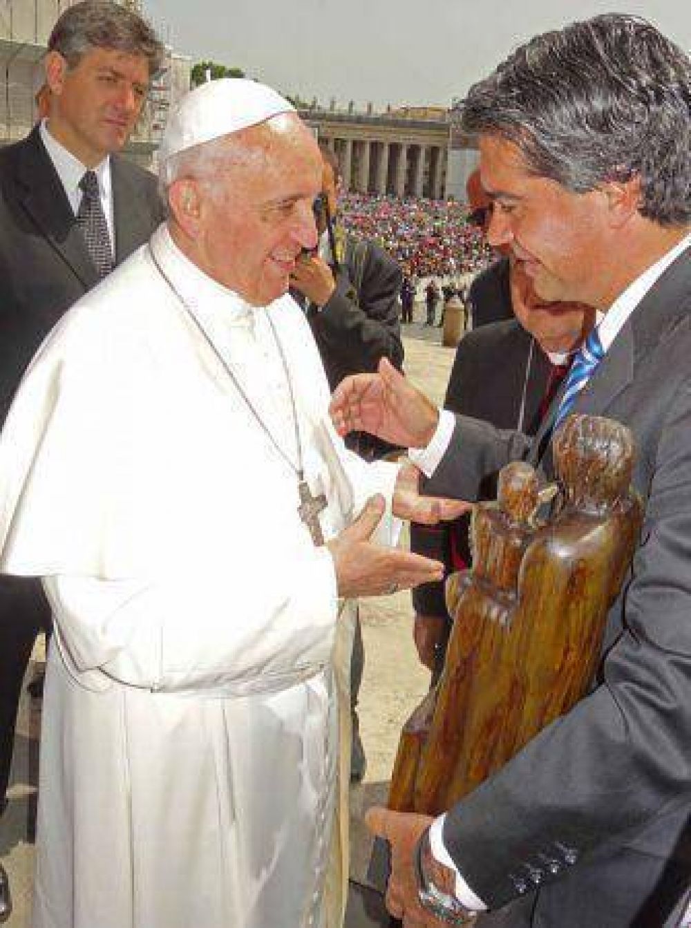 Capitanich con el Papa: �Es un gran l�der espiritual que propiciar� la transformaci�n que la humanidad espera�