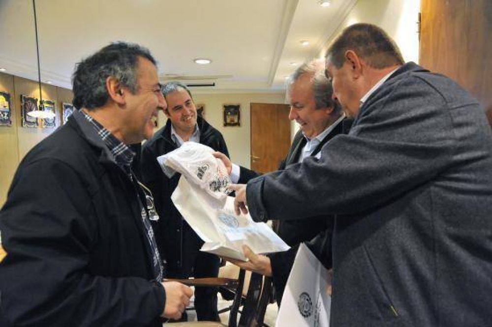 Peralta canaliz� aportes para el deporte