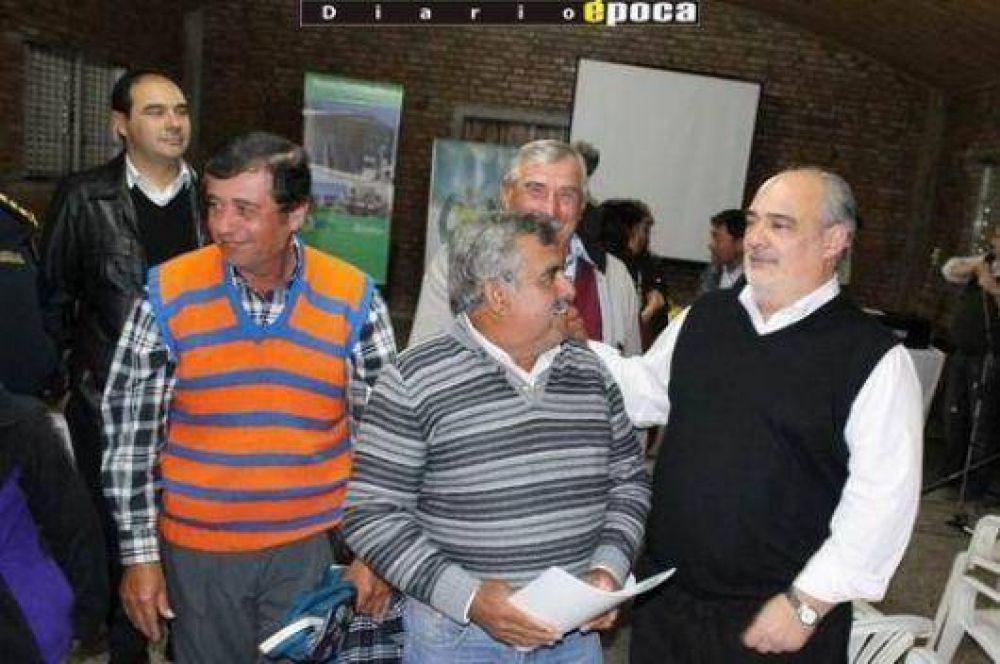 Desde Esquina Colombi reiter� su defensa del federalismo correntino