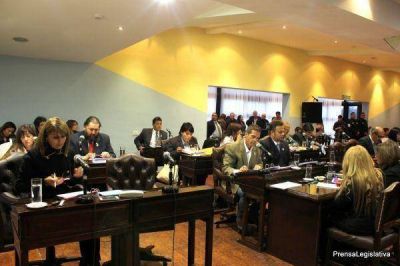 Congelaron la planta permanente del IPAUSS al 31 de diciembre
