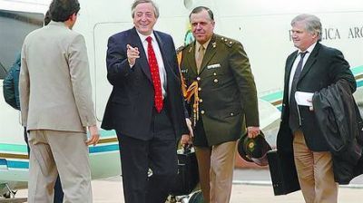 Un juez abri� una investigaci�n por los vuelos del ex secretario de Kirchner