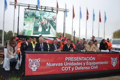 Massa present� nuevo equipamiento para el COT y Defensa Civil