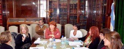 Proyecto de ley de �Manino� Iriart para sancionar a los violentos avanza en Senadores