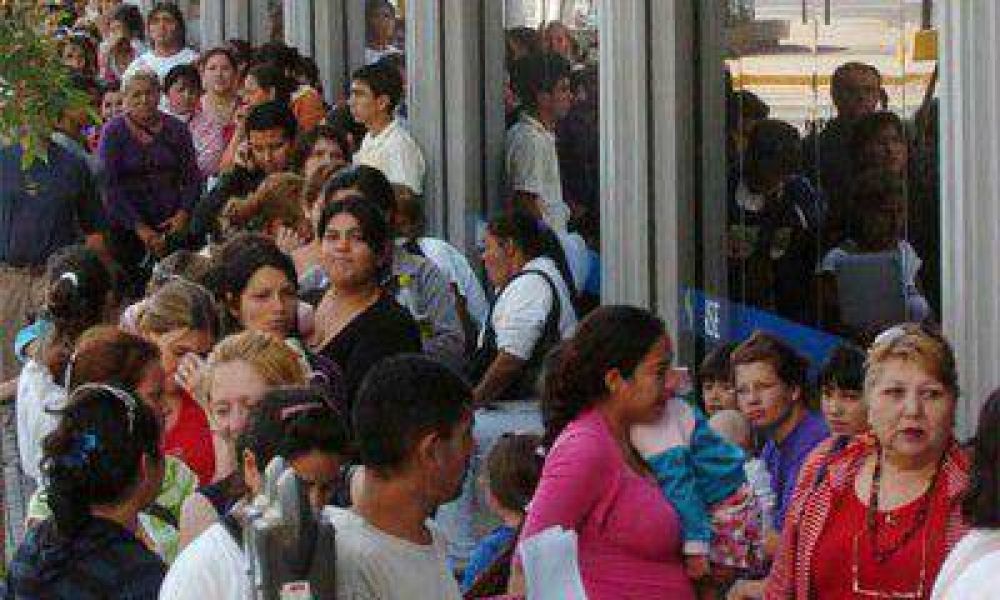 En dos a�os, 20 mil mendocinos dejaron de cobrar la Asignaci�n por Hijo y la familiar
