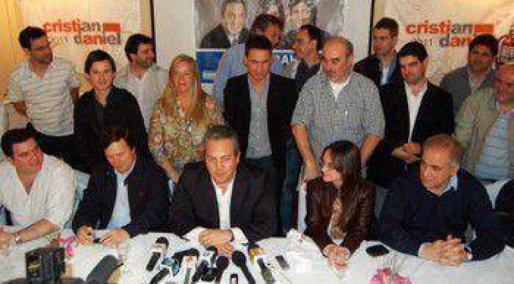 �A Breintenstein no le deber�an permitir reasumir en diciembre�