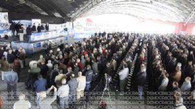 Masiva reuni�n del campo en Jun�n: comienzan un plan de lucha desde el 28
