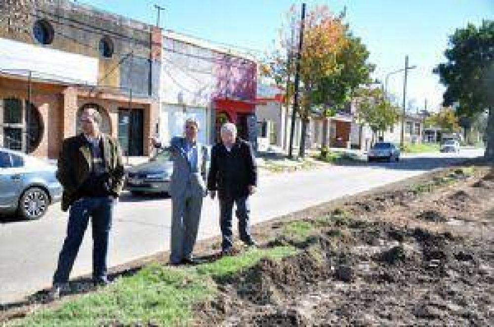 Meoni supervis� las obras en calle Posadas